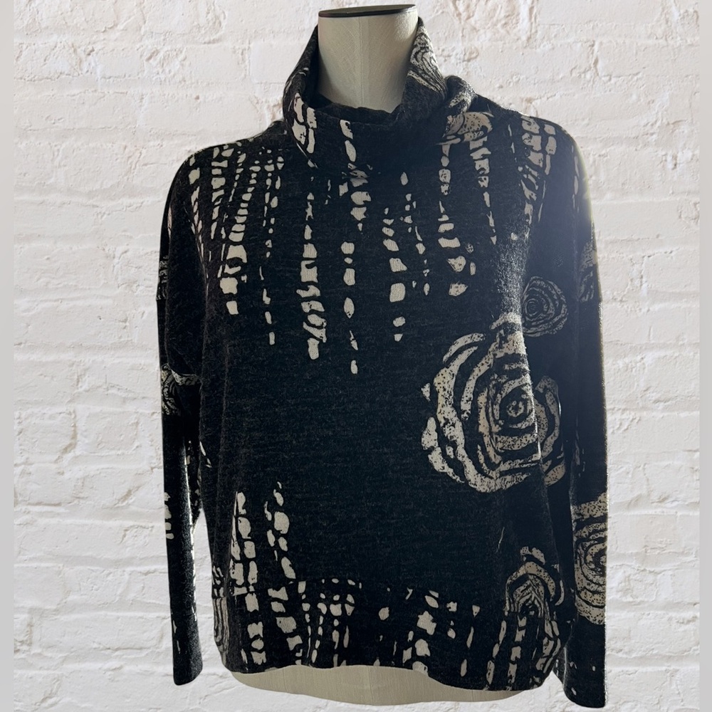 Black and White Rose Scatter Pattern Cowl Sweater by Clara Sunwoo - Picture 3 of 10